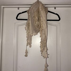 Forever 21 Golden tassel scarf